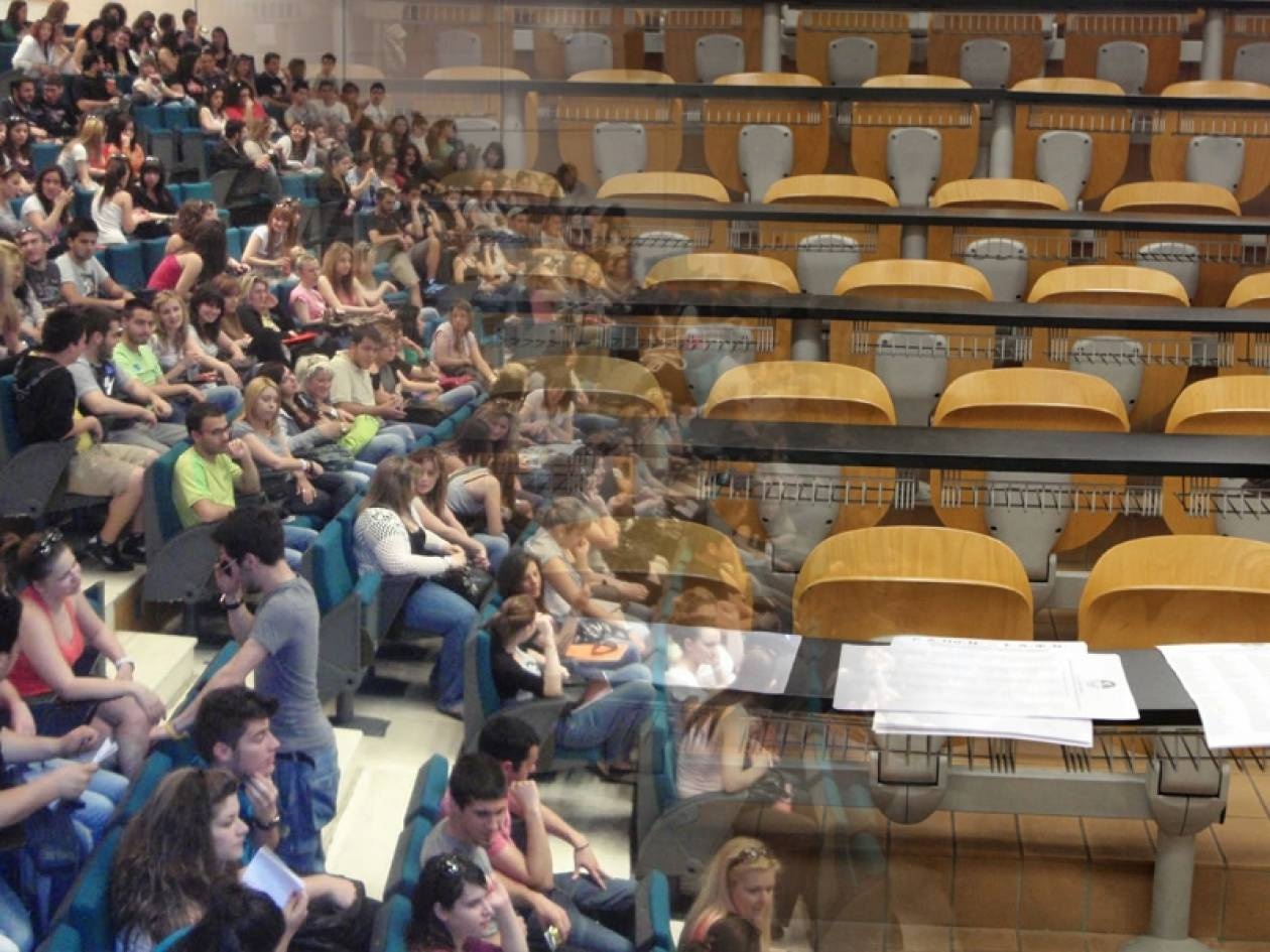 Αιώνιοι φοιτητές: Διαγράφονται 129.008!