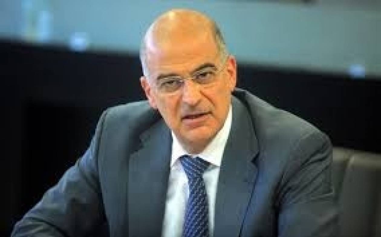 «Κατεβαίνει» στη Β' Αθήνας ο Δένδιας