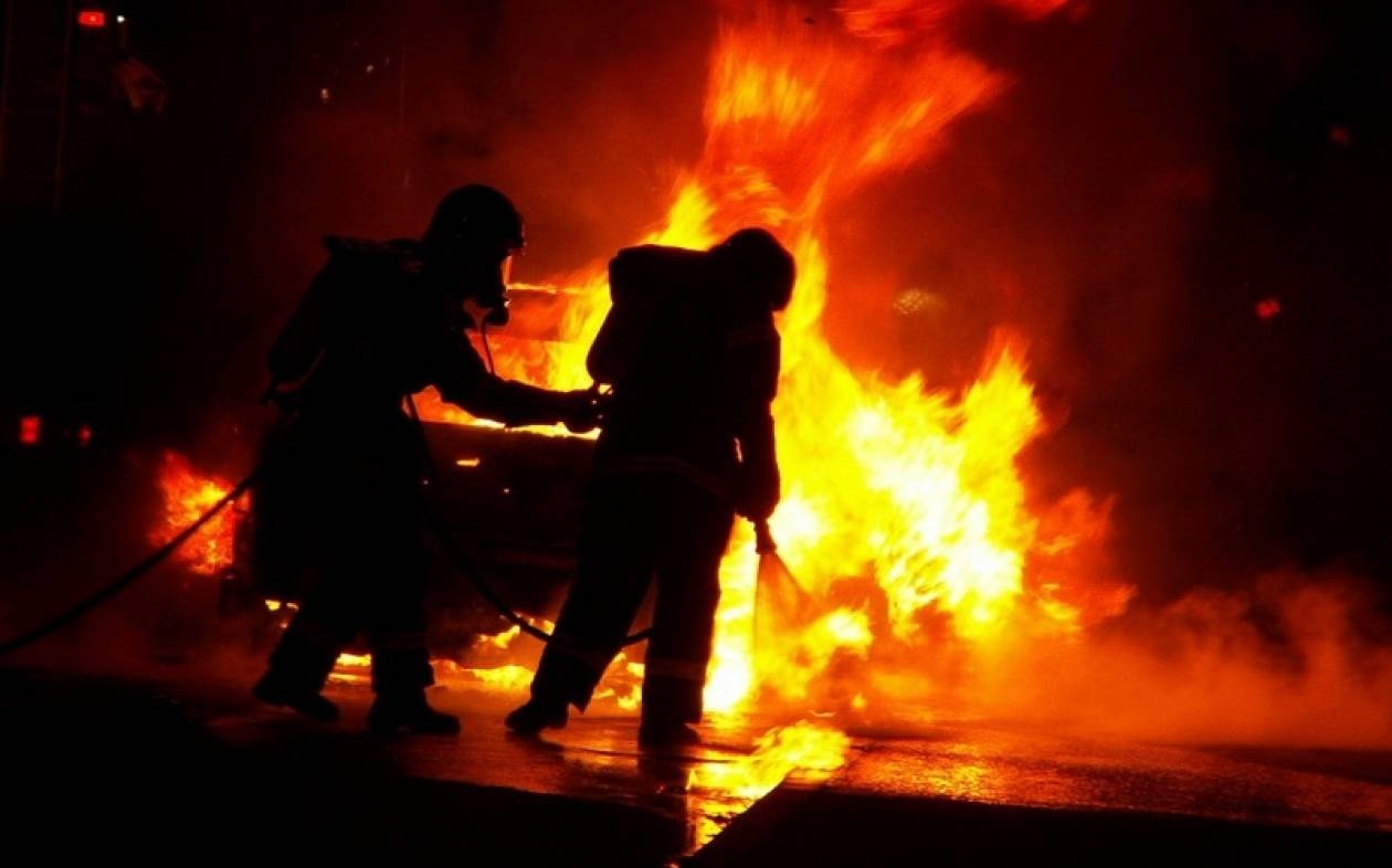 Στις φλόγες φορτηγό στα Κάτω Πατήσια