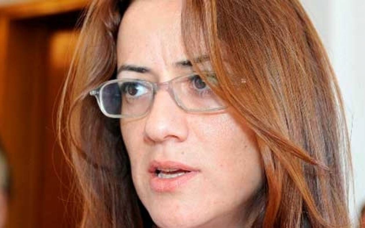 Απειλές κατά της Ντογούς Ντεργιά