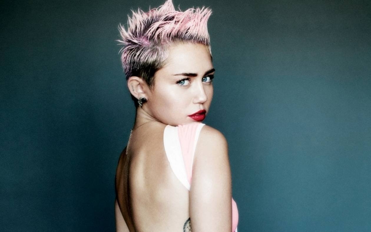 Η Miley Cyrus έχει ξεφύγει τελείως!!