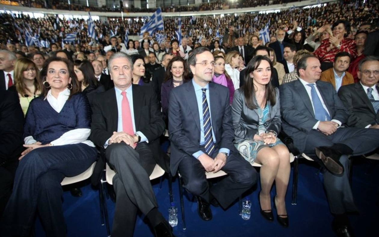 Σε κύκλο εσωστρέφειας πέφτει η ΝΔ