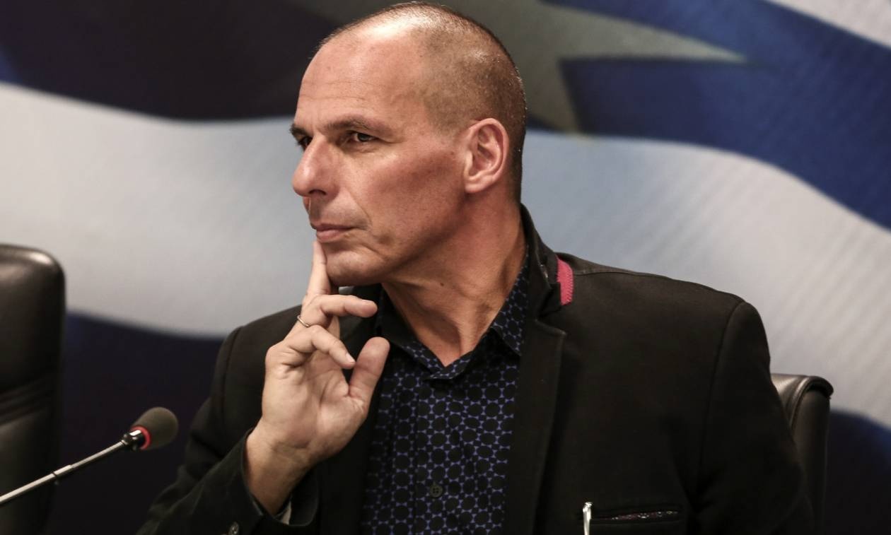 Βαρουφάκης: Bitcoin αντί ευρώ