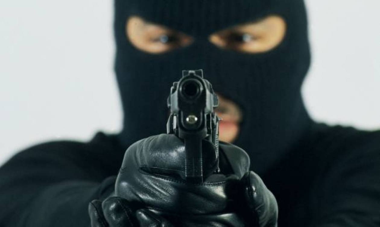 Μενίδι: Ένοπλη ληστεία σε σούπερ μάρκετ