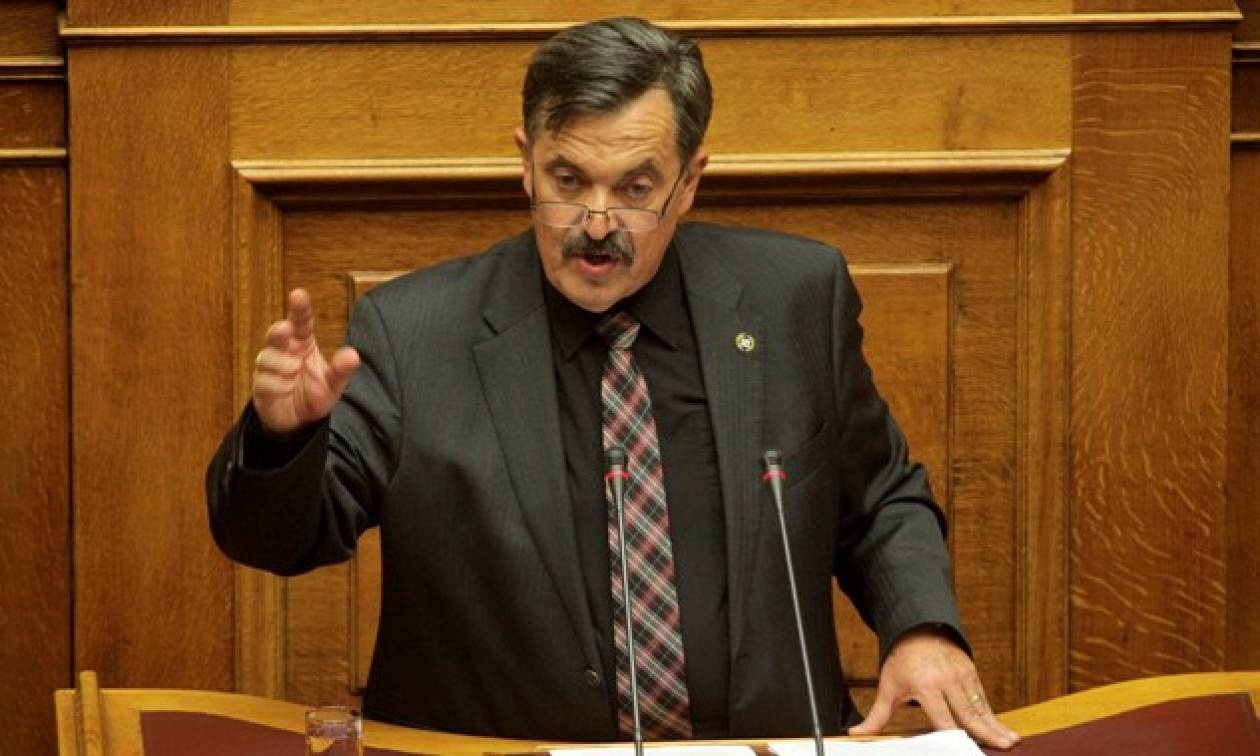 Χαμός στη Βουλή - Παππάς: Μ.....α, αντε γ....σου