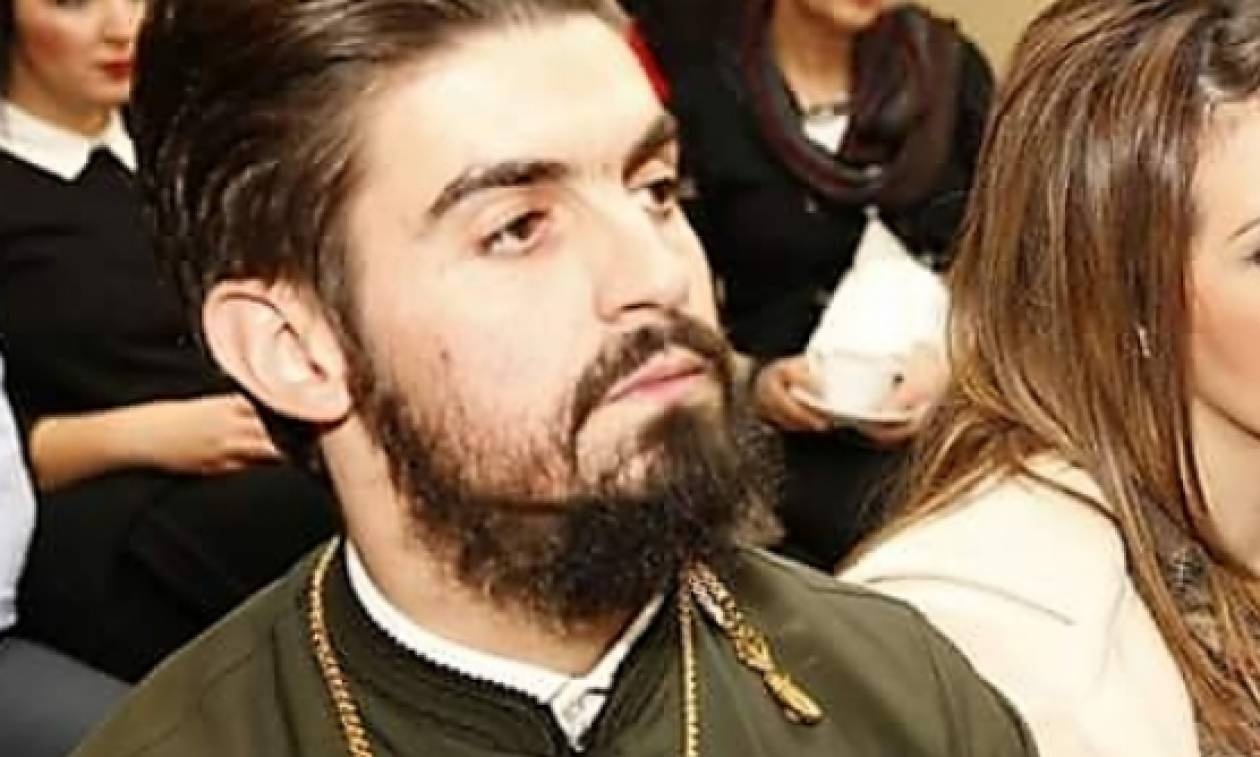 Αυτός είναι ο παπάς – κομάντο! (photo)