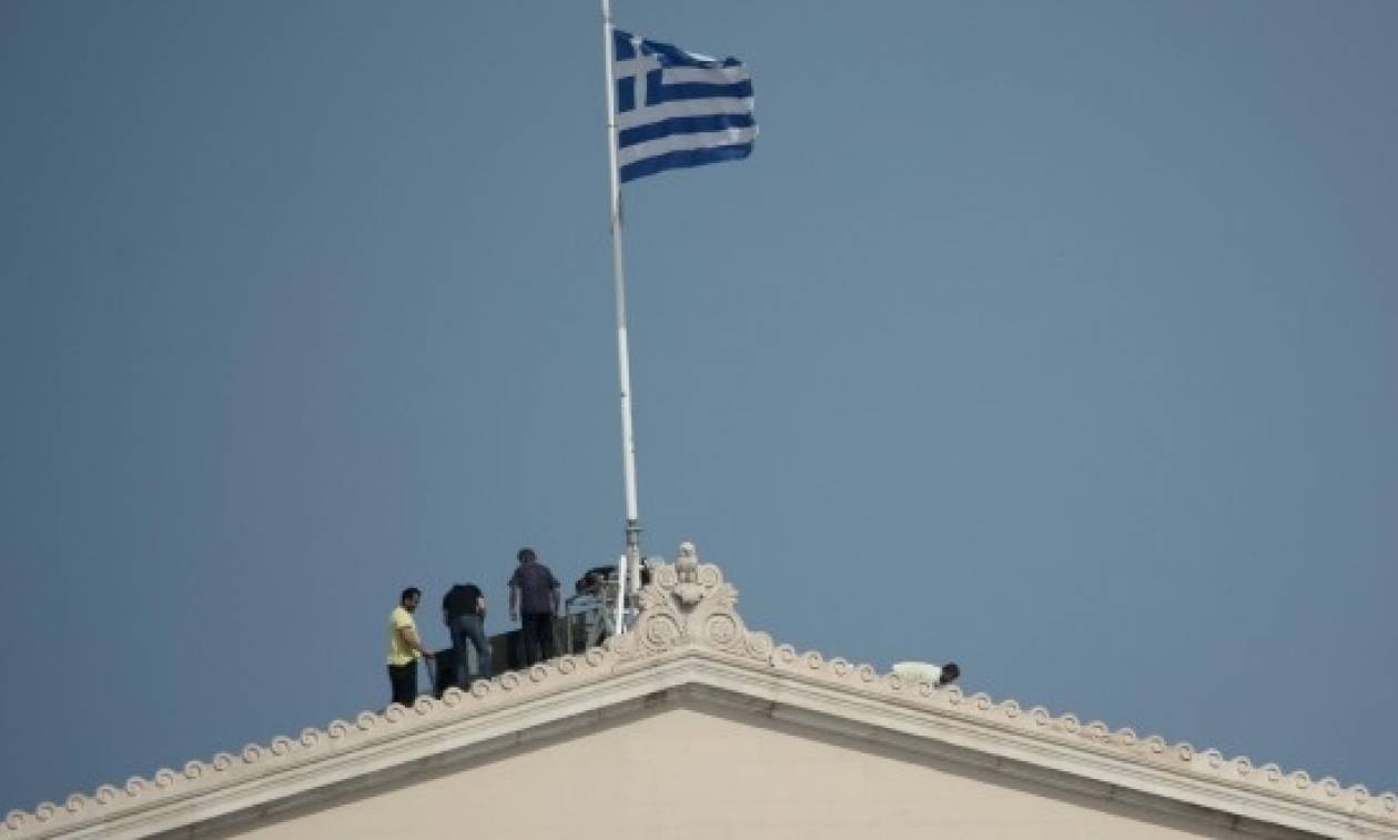 «Καταλήψη» στη Βουλή