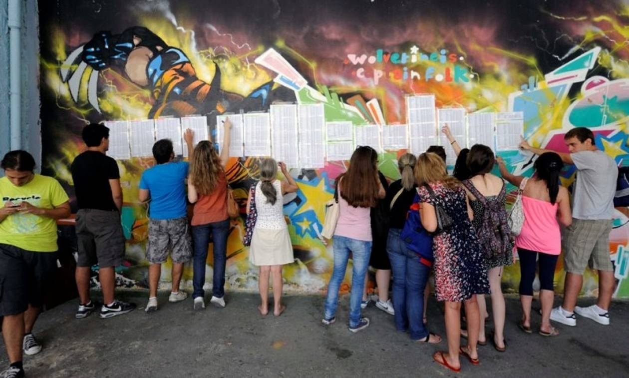 Πανελλήνιες 2016: Συνωστισμό στις μεσαίες βαθμολογίες «δείχνουν» τα στατιστικά στοιχεία