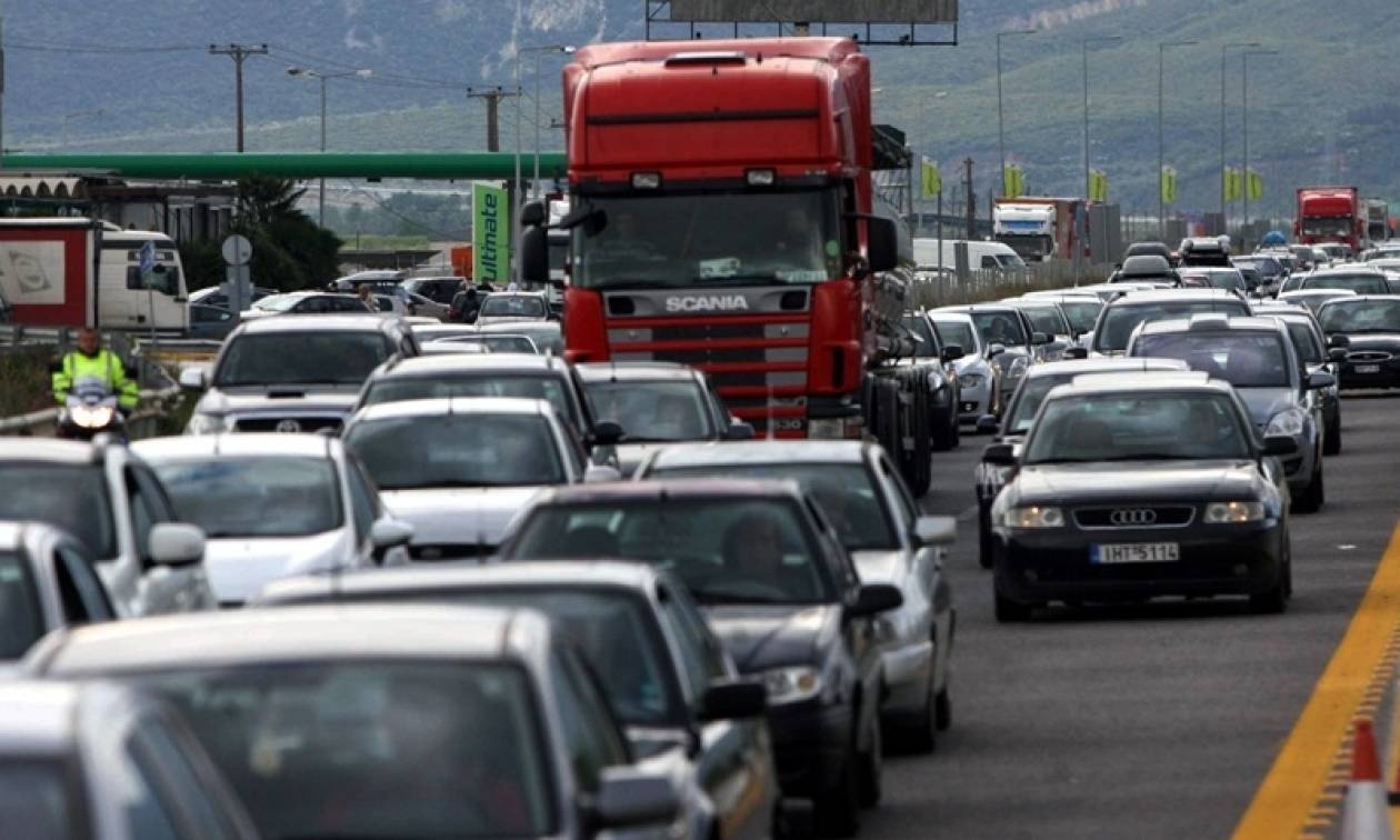 ΤΩΡΑ: Χάος στους δρόμους της Αθήνας
