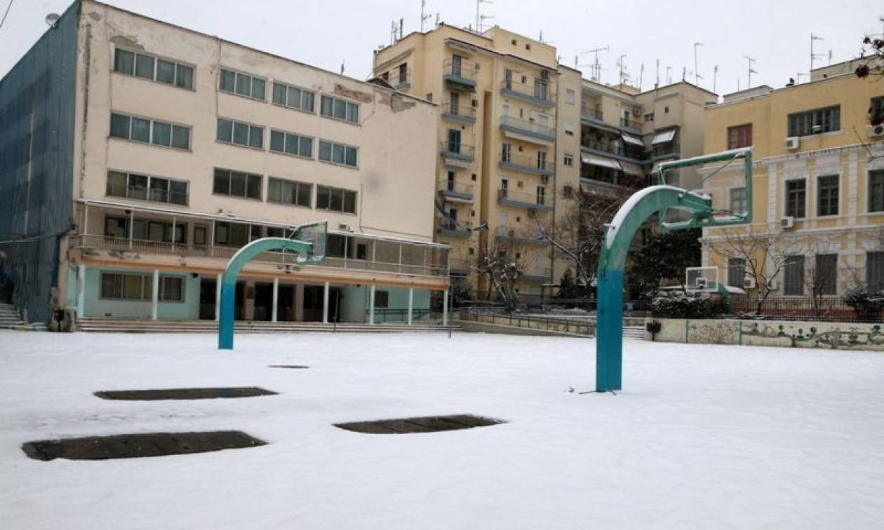 Καιρός: Ανοίγουν τα σχολεία στο Βόλο