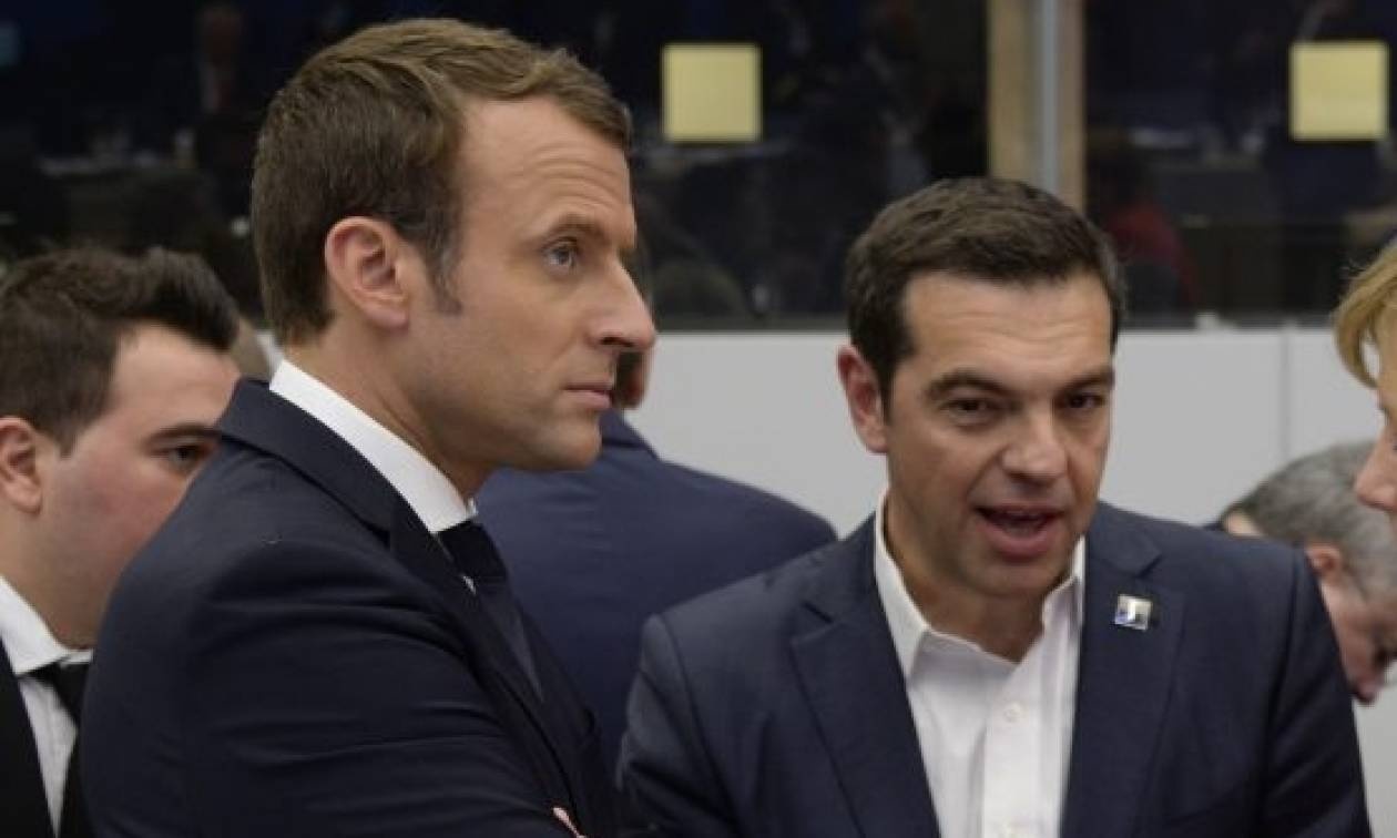 Eurogroup: Το Μαξίμου «ποντάρει» σε βοήθεια του Μακρόν για το χρέος