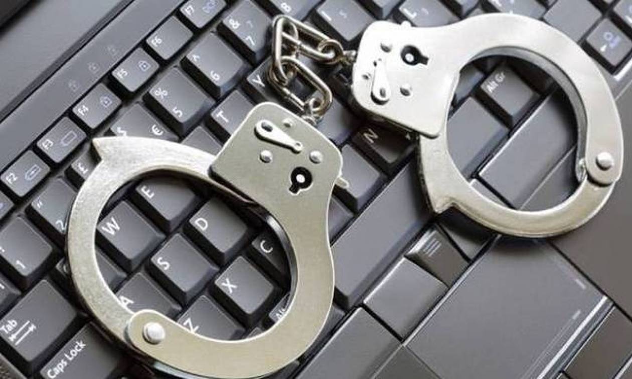 Χειροπέδες σε 40χρονο για πορνογραφία ανηλίκων - Πώς έφτασε στα ίχνη του η Αστυνομία