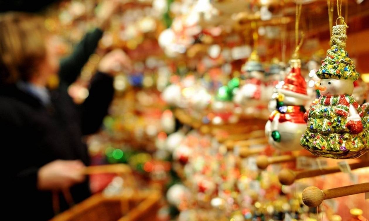 Ανοιχτά τα μαγαζιά την παραμονή των Χριστουγέννων - Αυτό είναι το ωράριο λειτουργίας