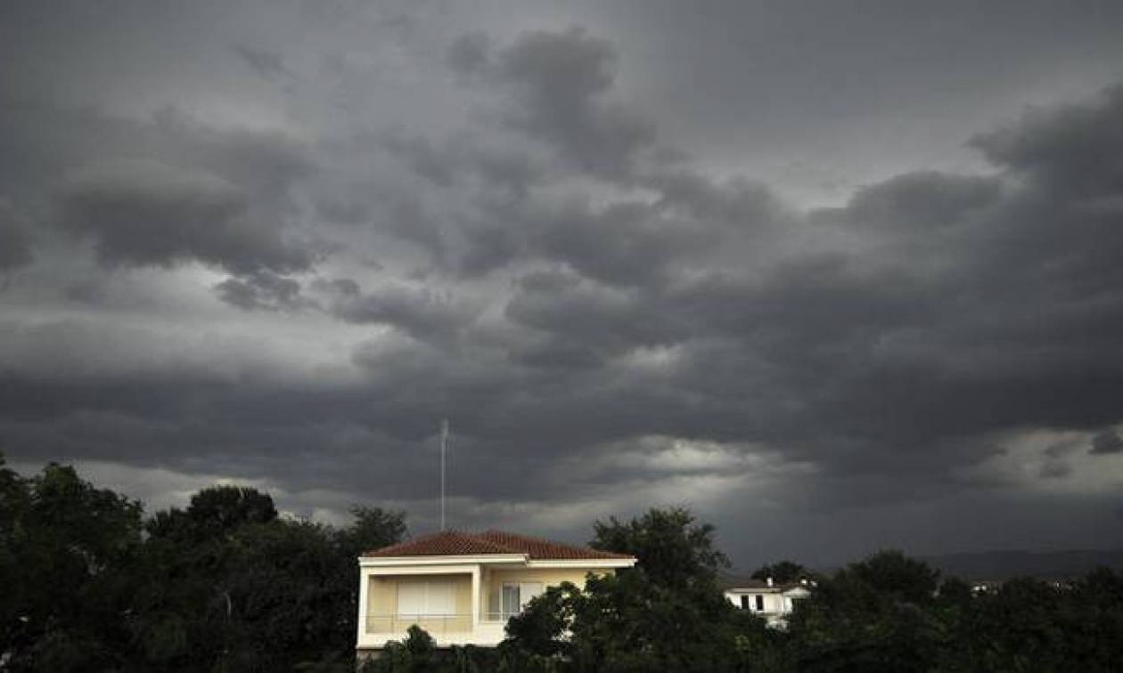 Καιρός τώρα: Με συννεφιά, αυξημένη υγρασία και βροχές η Τρίτη (pics)