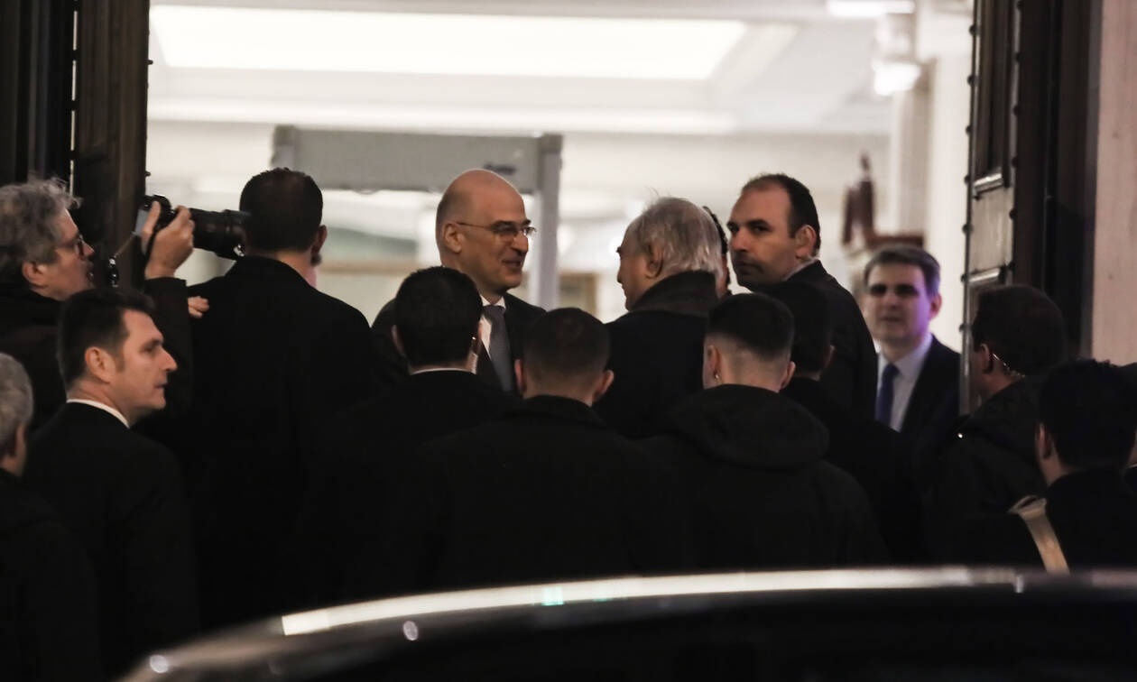 Στην Αθήνα ο Χαφτάρ - Τα κρίσιμα «ραντεβού» με Μητσοτάκη-Δένδια