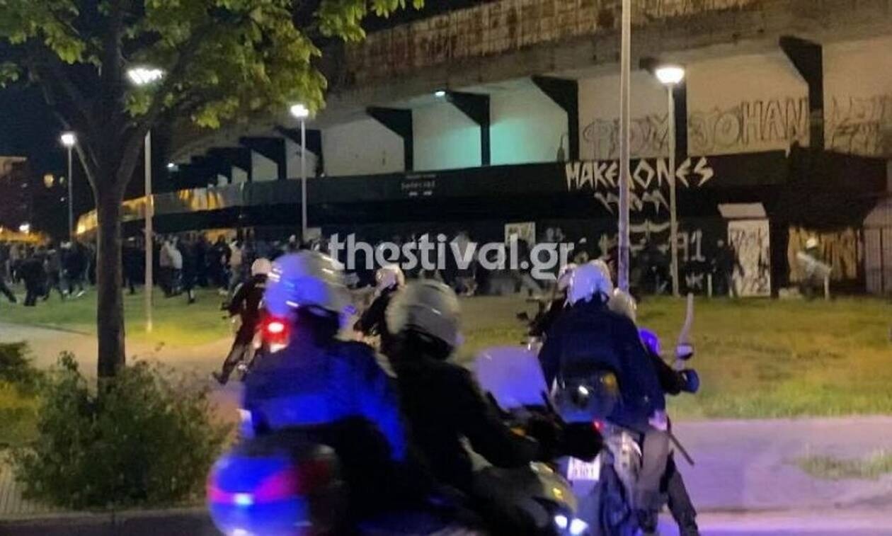 Θεσσαλονίκη: Ένταση μεταξύ οπαδών του ΠΑΟΚ και της Αστυνομίας στην Τούμπα