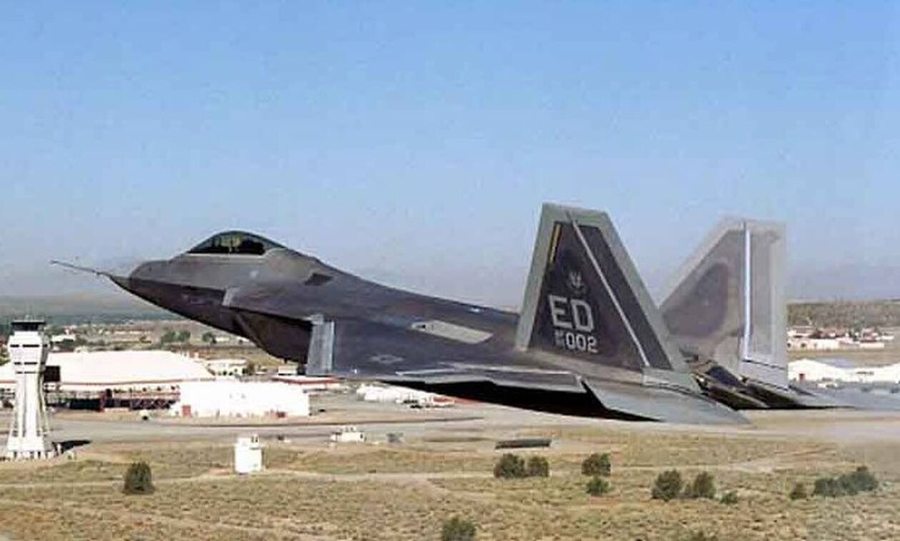 ΗΠΑ: Θρίλερ! Συνετρίβη «αόρατο» μαχητικό F-22