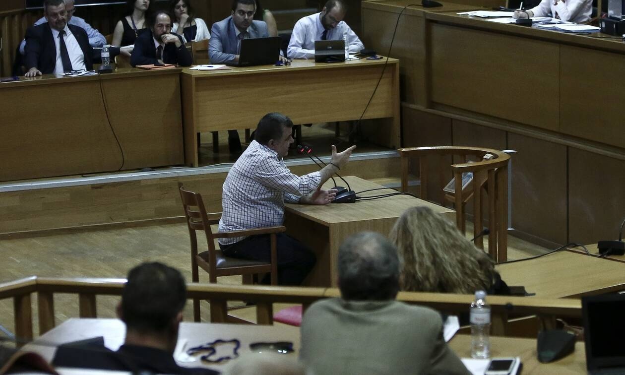 Δίκη Χρυσής Αυγής - Απόφαση: Ισόβια και 10 χρόνια στον Γιώργο Ρουπακιά