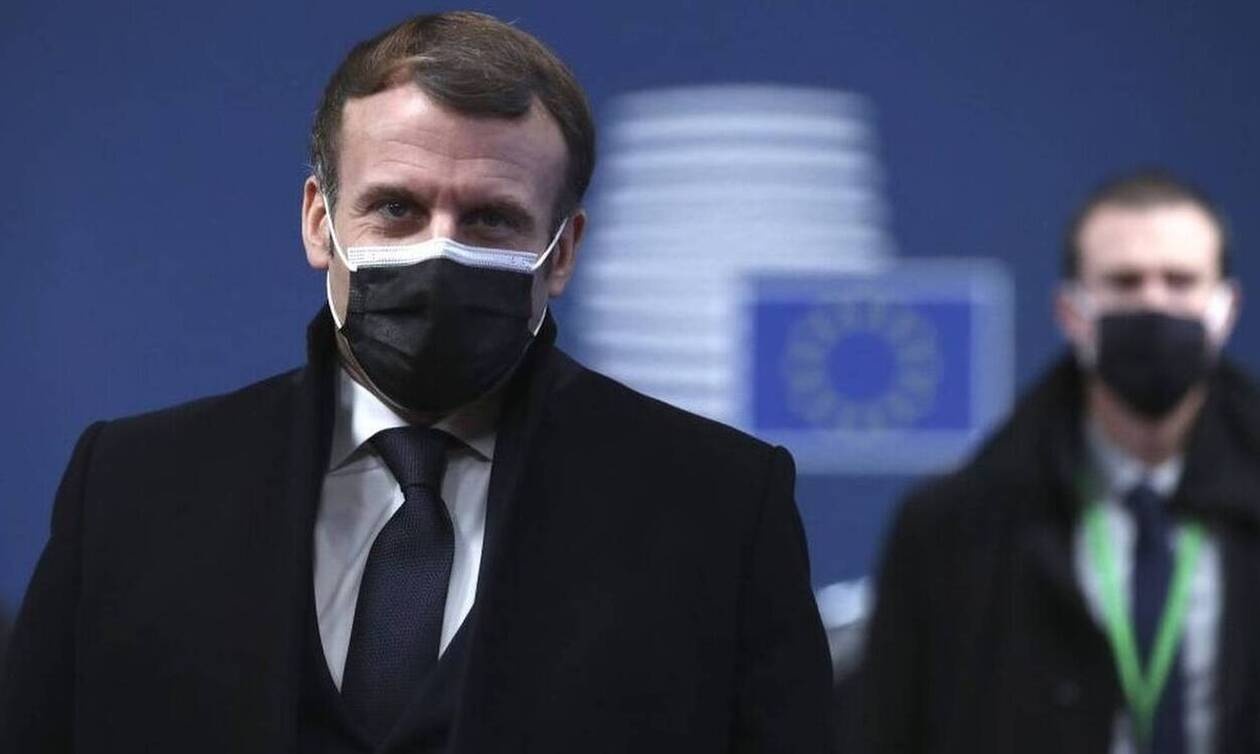 Θετικός στον κορονοϊό ο Μακρόν