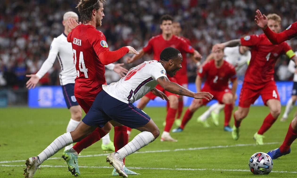 Euro 2020: Χαμός με το πέναλτι που κέρδισε η Αγγλία - Δεύτερη μπάλα και λέιζερ πριν την εκτέλεση