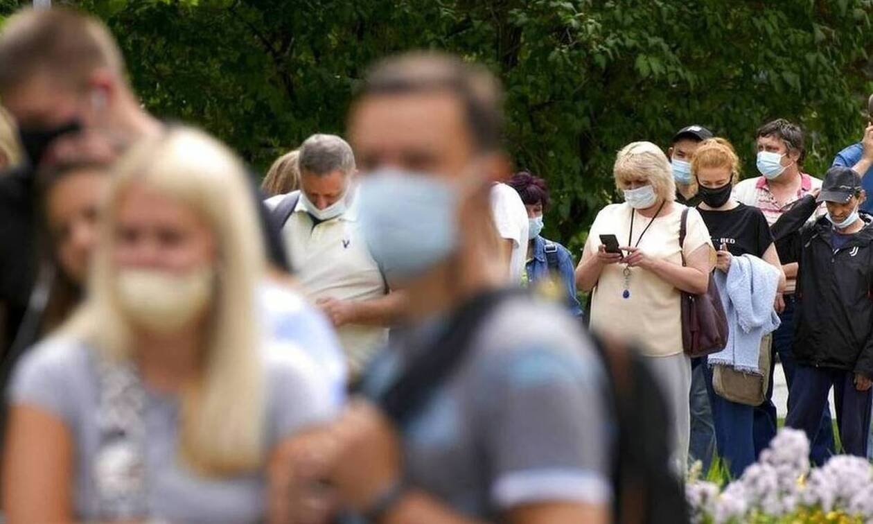 Υποχρεωτικός εμβολιασμός: Τι ισχύει για τους εργαζόμενους σε ιδιωτικό και Δημόσιο τομέα