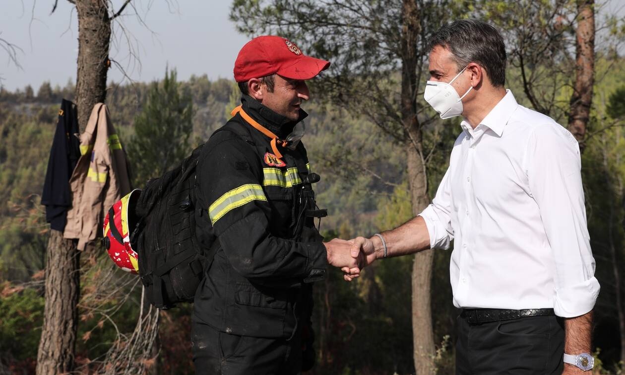 Στην πυρόπληκτη Ηλεία έφθασε ο Κυριάκος Μητσοτάκης