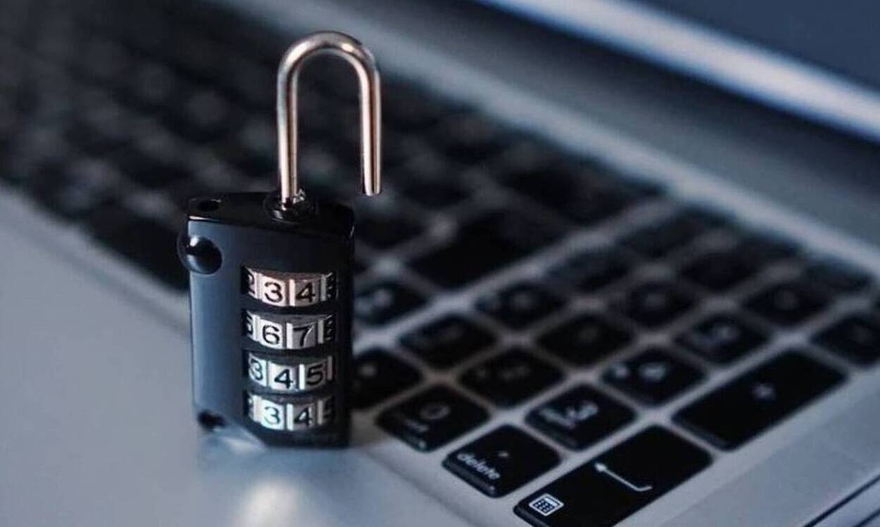 Επίθεση χάκερ στο FBI - Έστειλαν χιλιάδες email