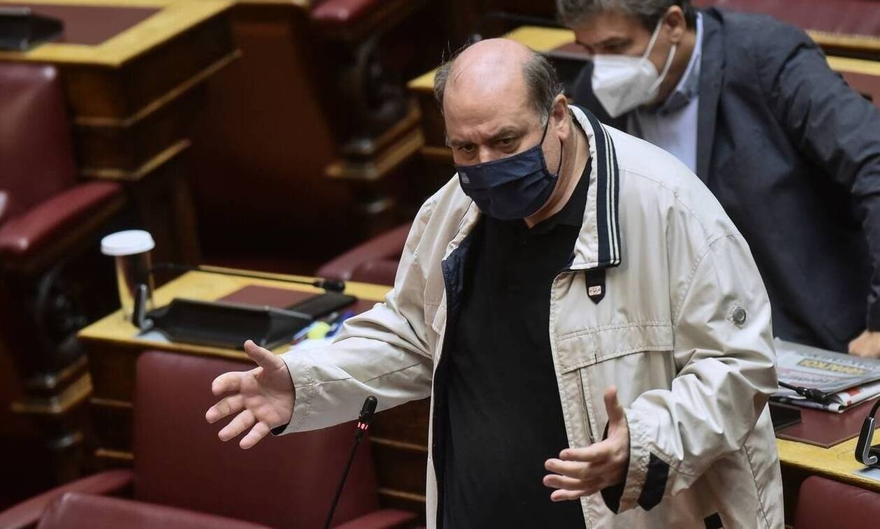Θετικός στον κορονοϊό ο Νίκος Φίλης