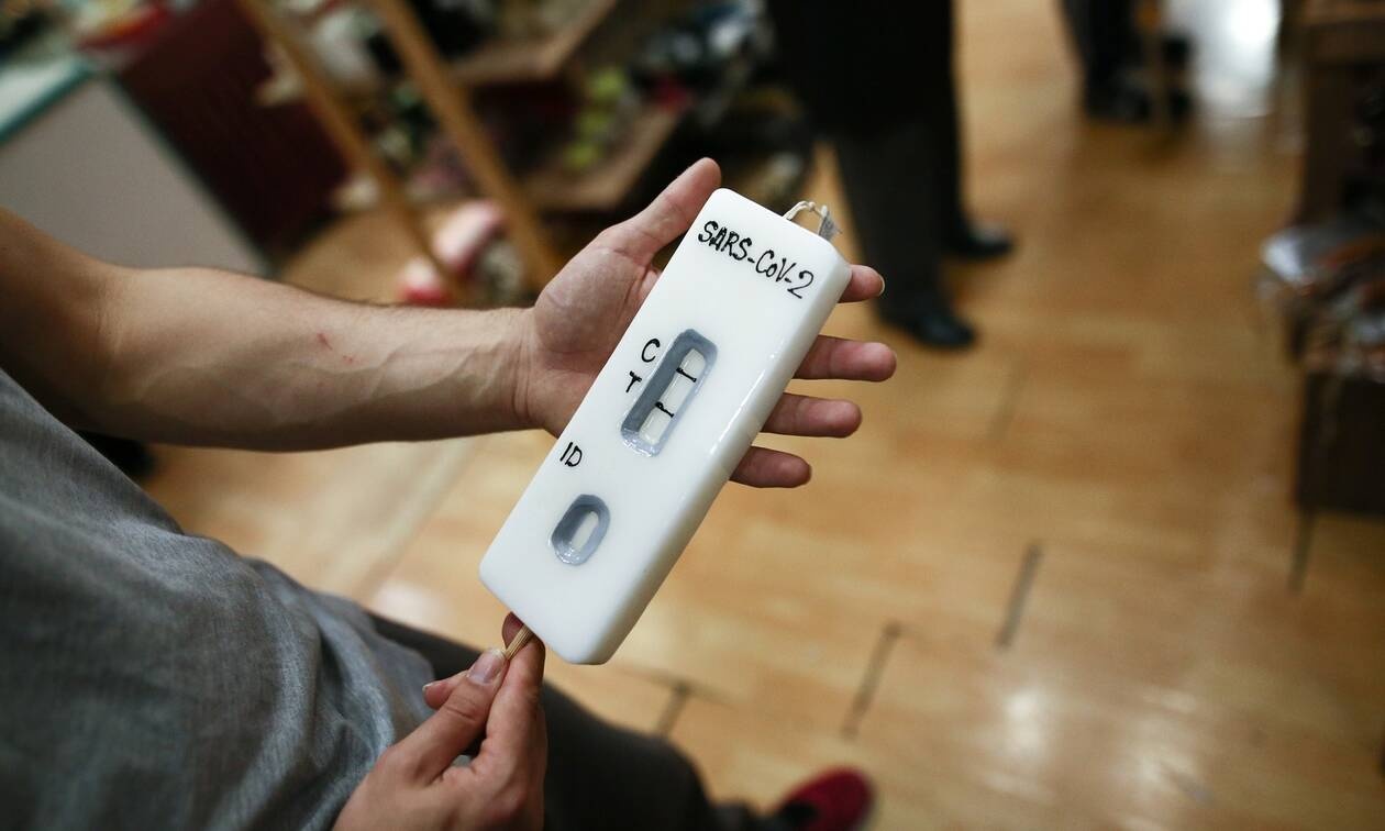 Το self test έγινε… πασχαλινή λαμπάδα (photos)