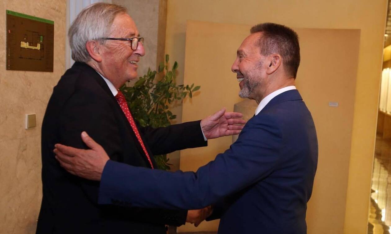 Επίσημο δείπνο προς τιμήν του Ζαν Κλοντ Γιούνκερ παρέθεσε η Τράπεζα της Ελλάδος