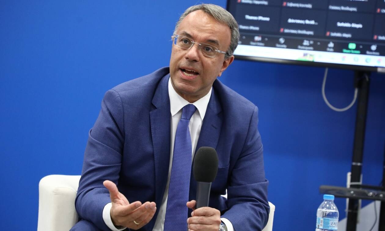 Σταϊκούρας: «Παράθυρο» για νέα μέτρα σε καύσιμα και ρεύμα