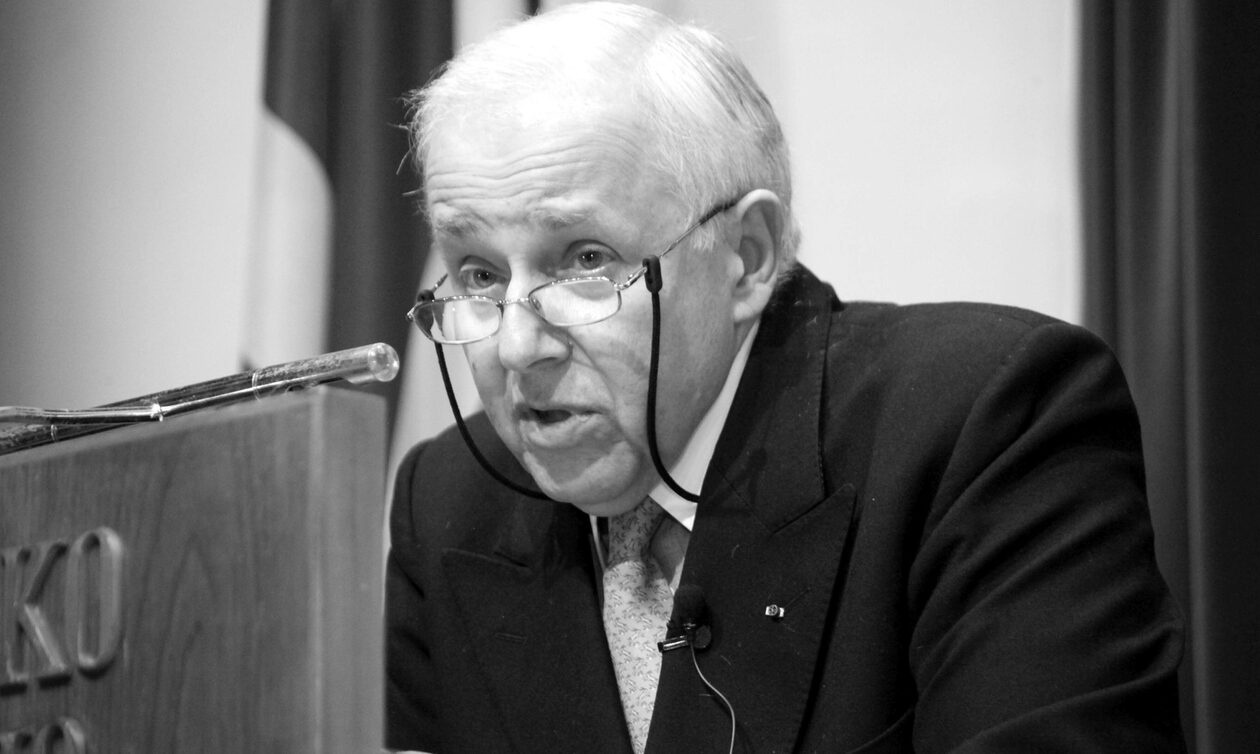 Πέθανε ο σερ Βασίλειος Μαρκεζίνης