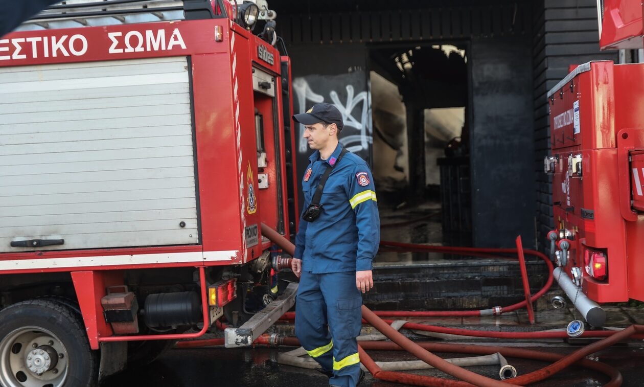 Φωτιά σε διαμέρισμα στον Άγιο Ελευθέριο