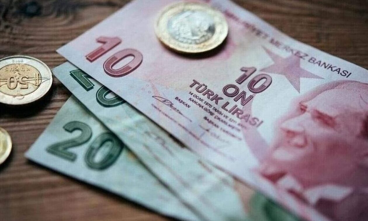 Ιστορική βουτιά για την τουρκική λίρα
