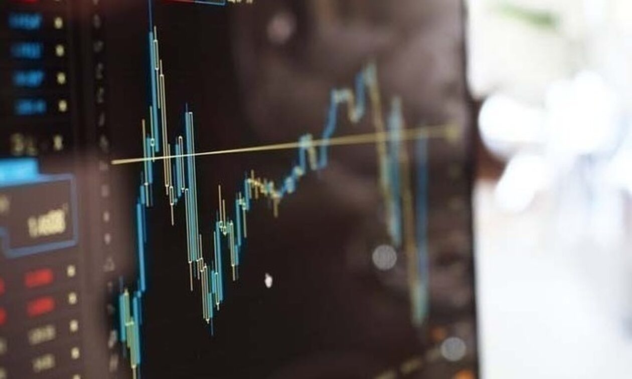 Στις αγορές με δεκαπενταετές ομόλογο το ελληνικό Δημόσιο