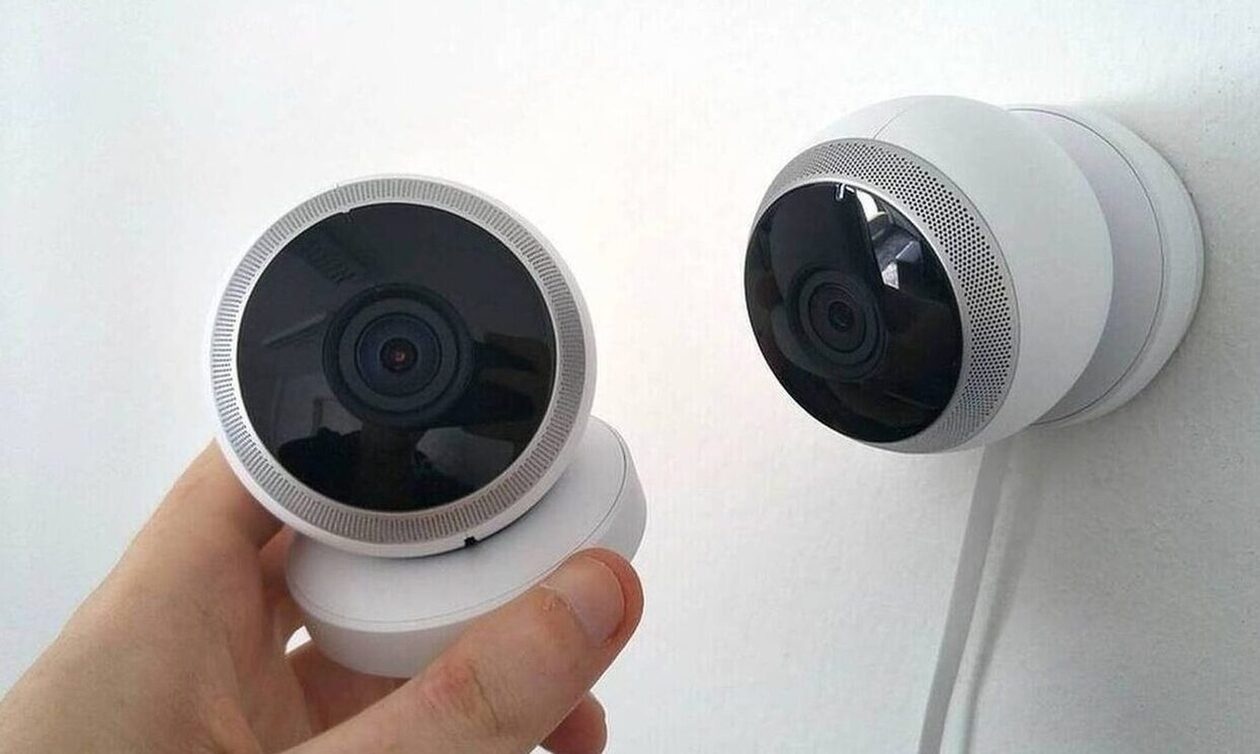 Θεσσαλονίκη: Κατέγραφαν με κάμερες ιδιωτικό χώρο 35χρονης - Χειροπέδες σε δύο άτομα