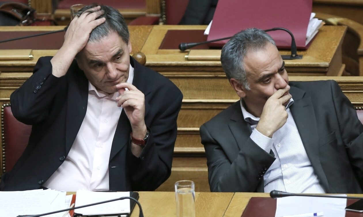 Η «Ομπρέλα» παίρνει το… όπλο της