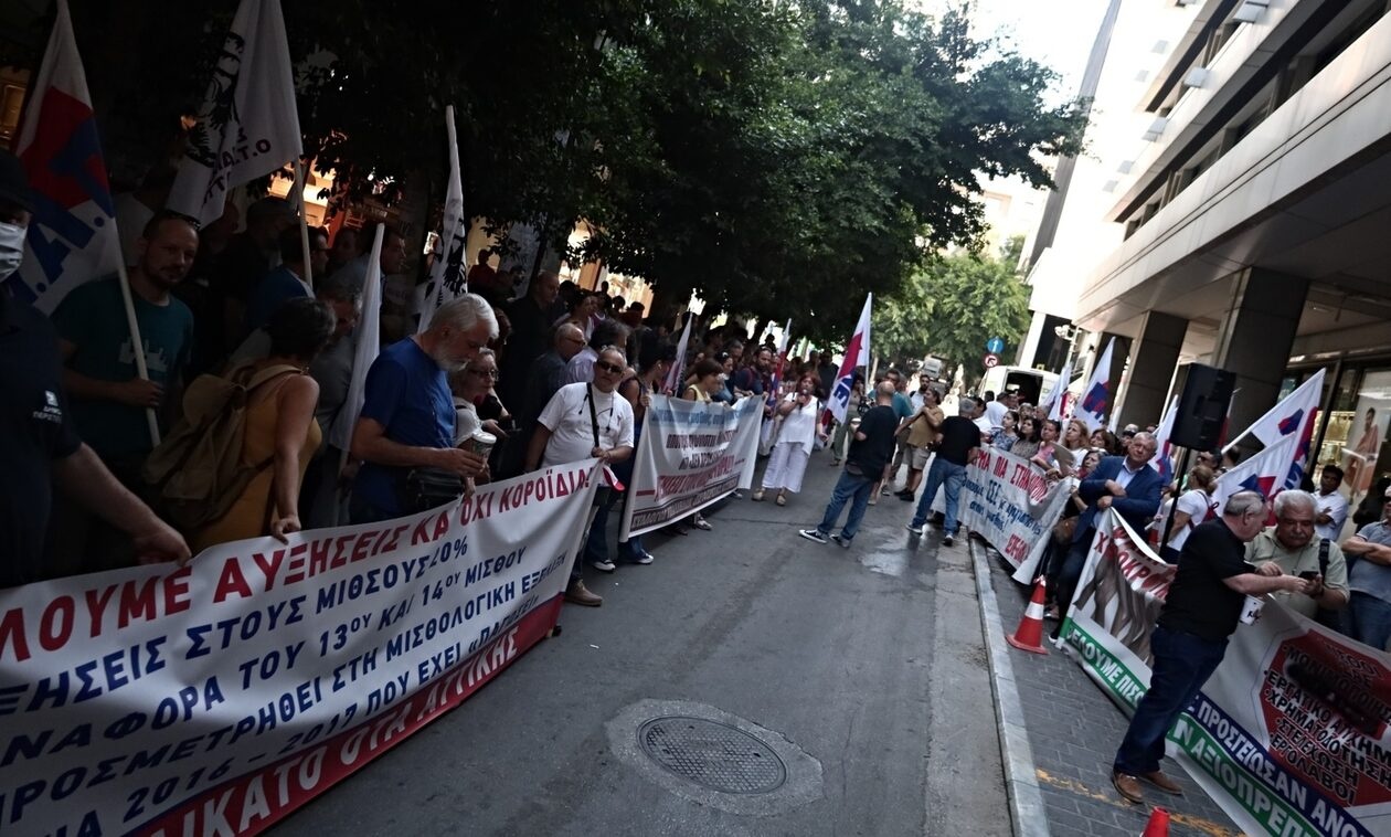 ΑΔΕΔΥ: Πανελλαδική στάση εργασίας την Πέμπτη