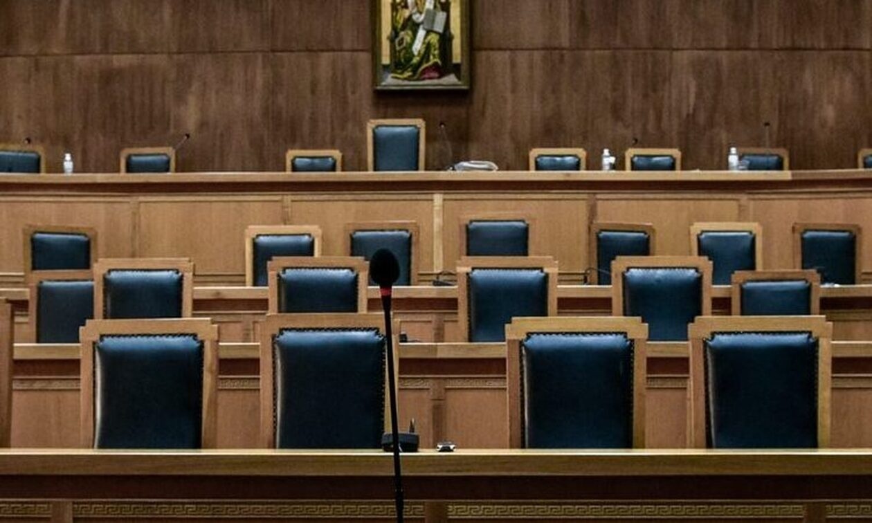 Δικηγορικός Σύλλογος Ελλάδος: Προτείνουμε την καθολική αποχή των μελών τους από τα καθήκοντά τους»