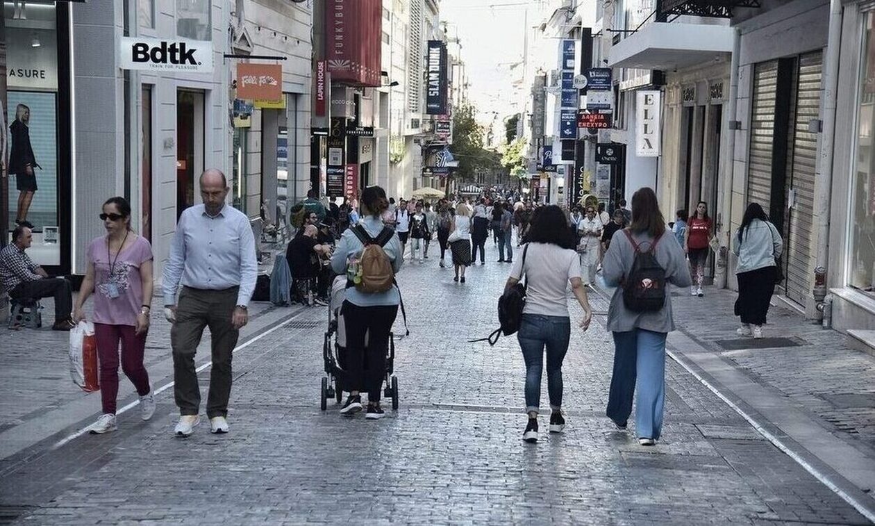 Οι συντάξεις και τα επιδόματα που καταβάλλονται έως την προσεχή Παρασκευή