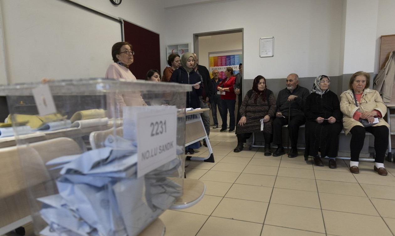 Τουρκία εκλογές: Έκλεισαν οι κάλπες - Το μήνυμα Ερντογάν