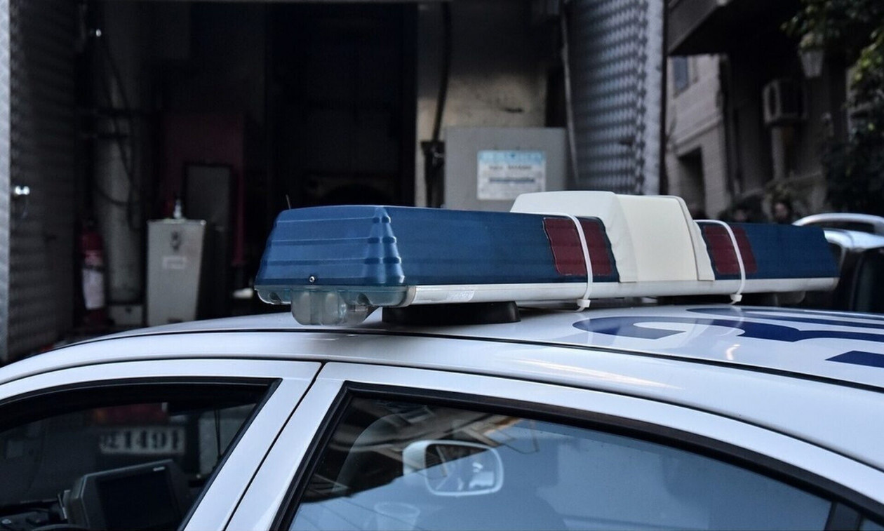 Γκύζη: Έκρηξη σε είσοδο πολυκατοικίας - Εντοπίστηκε εμπρηστικός μηχανισμός