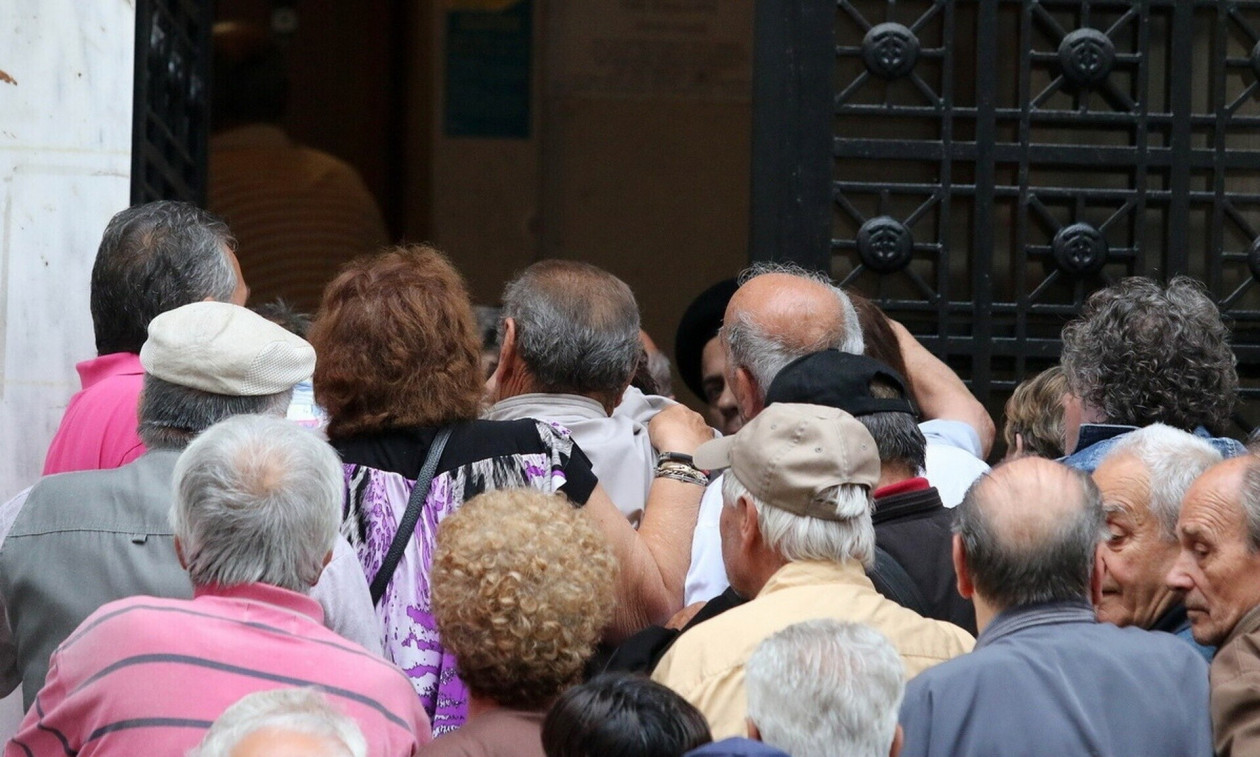 Συντάξεις: Ποιοι ασφαλισμένοι μπορούν να συνταξιοδοτηθούν φέτος πριν τα 62 έτη