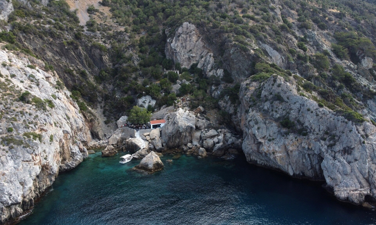 Μυτιλήνη: Πανηγύρι στην Παναγιά Κρυφτή