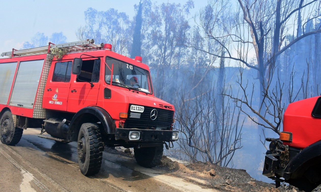 Πολύ υψηλός κίνδυνος πυρκαγιάς αύριο σε Αττική, Εύβοια, Κρήτη και Βόρειο Αιγαίο