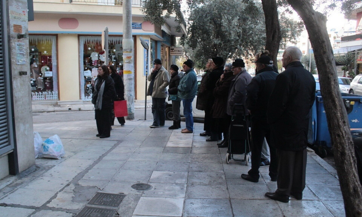 Στους 100.000 οι συνταξιούχοι που δήλωσαν ότι εργάζονται - Τι ισχύει για τις συντάξεις χηρείας
