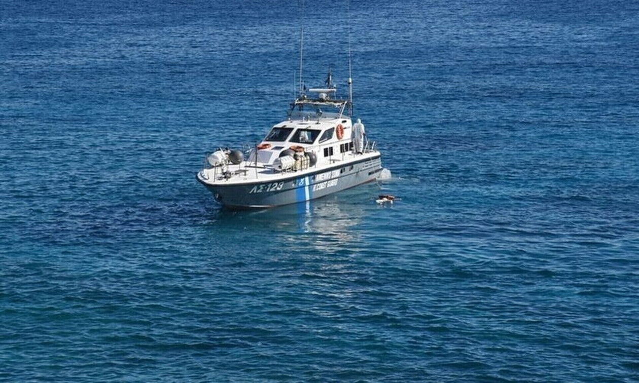 Συναγερμός στην Κόρινθο: Αγνοείται επιβάτης ιστιοφόρου - Πνέουν ισχυροί άνεμοι στην περιοχή