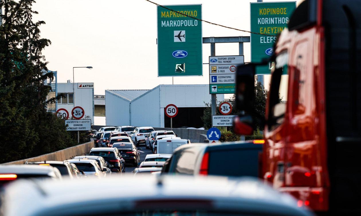 Διαρροή υγραερίου από ΙΧ στην Αττική Οδό