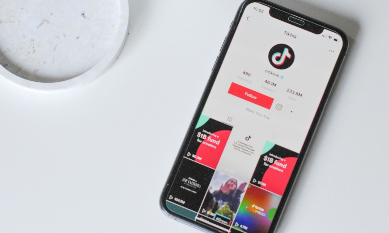 Νέα λειτουργία στο TikTok: Μουρμουρήστε το τραγούδι και θα το βρει