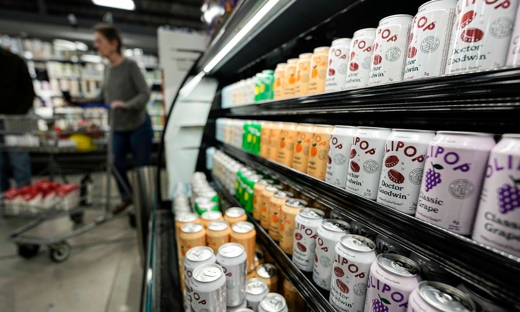 Γερμανία: Θα επιβάλει φόρους στα αναψυκτικά που περιέχουν ζάχαρη από το 2028